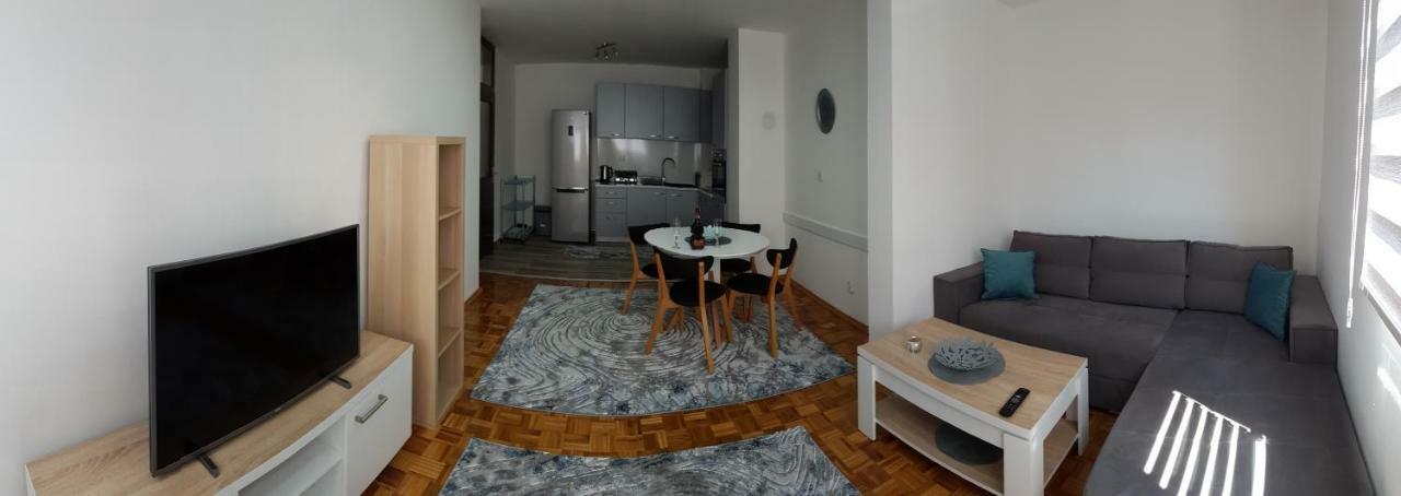Apartment Emina 特拉夫尼克 外观 照片