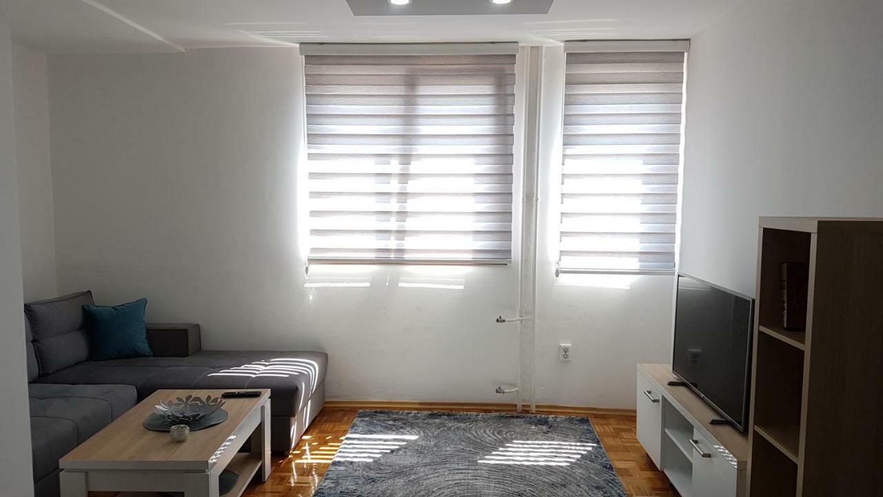 Apartment Emina 特拉夫尼克 外观 照片